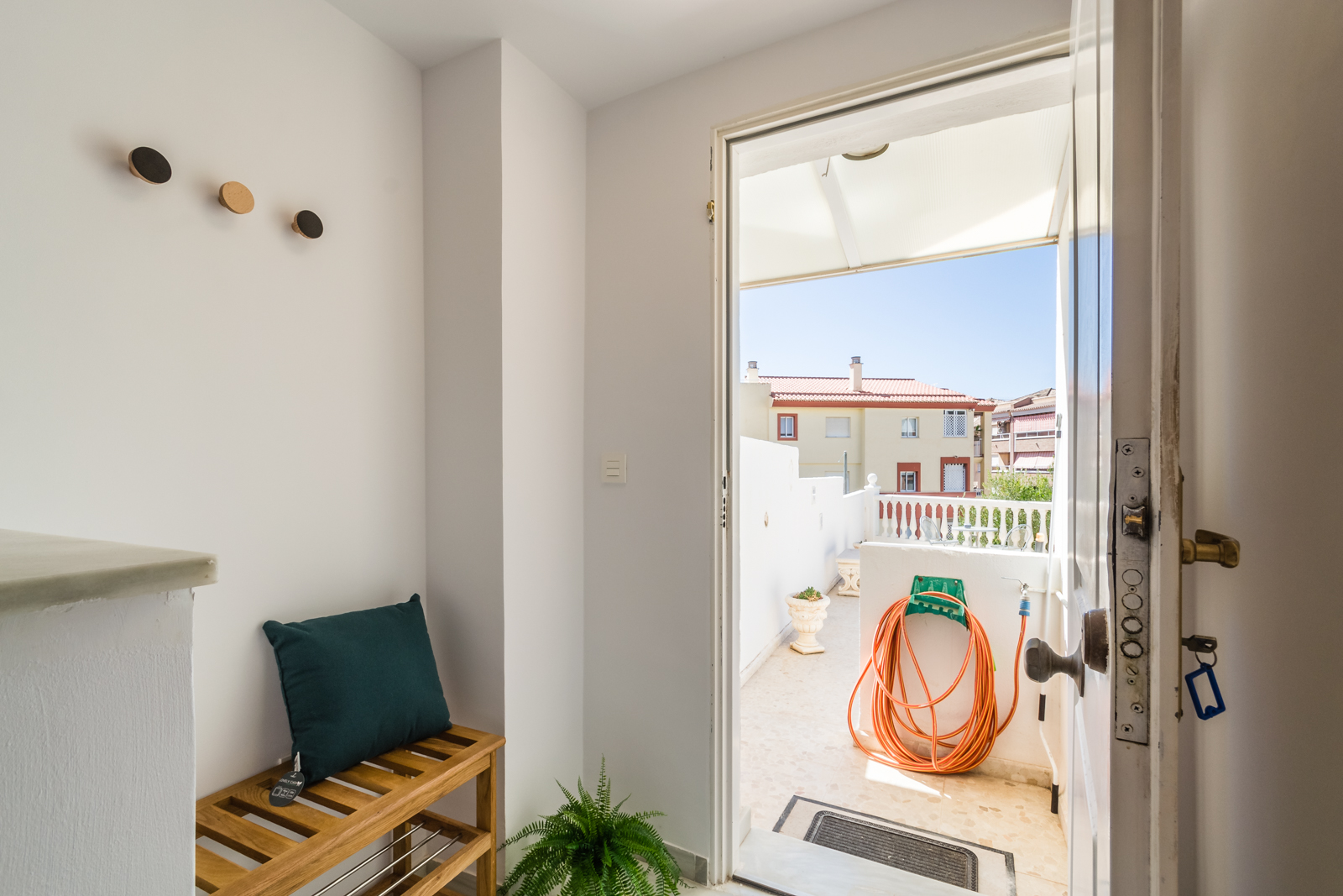 CASA CON PISCINA PRIVADA A 5 MINUTOS DEL CENTRO Y LA PLAYA