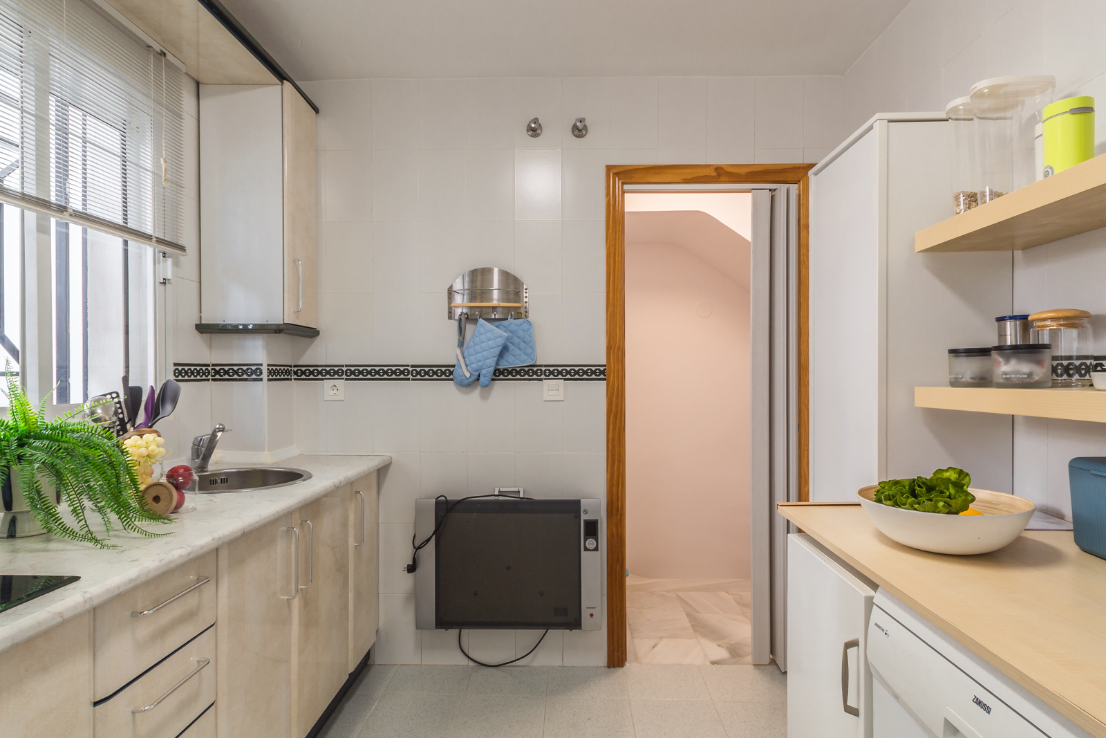 CASA CON PISCINA PRIVADA A 5 MINUTOS DEL CENTRO Y LA PLAYA