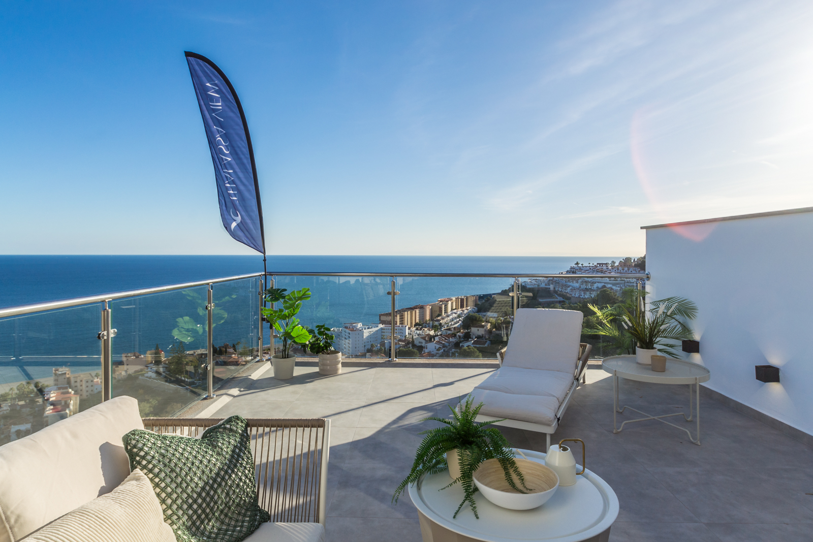 OBRA NUEVA EN LA COSTA TROPICAL: UBICACI�N, VISTAS Y RENTABILIDAD