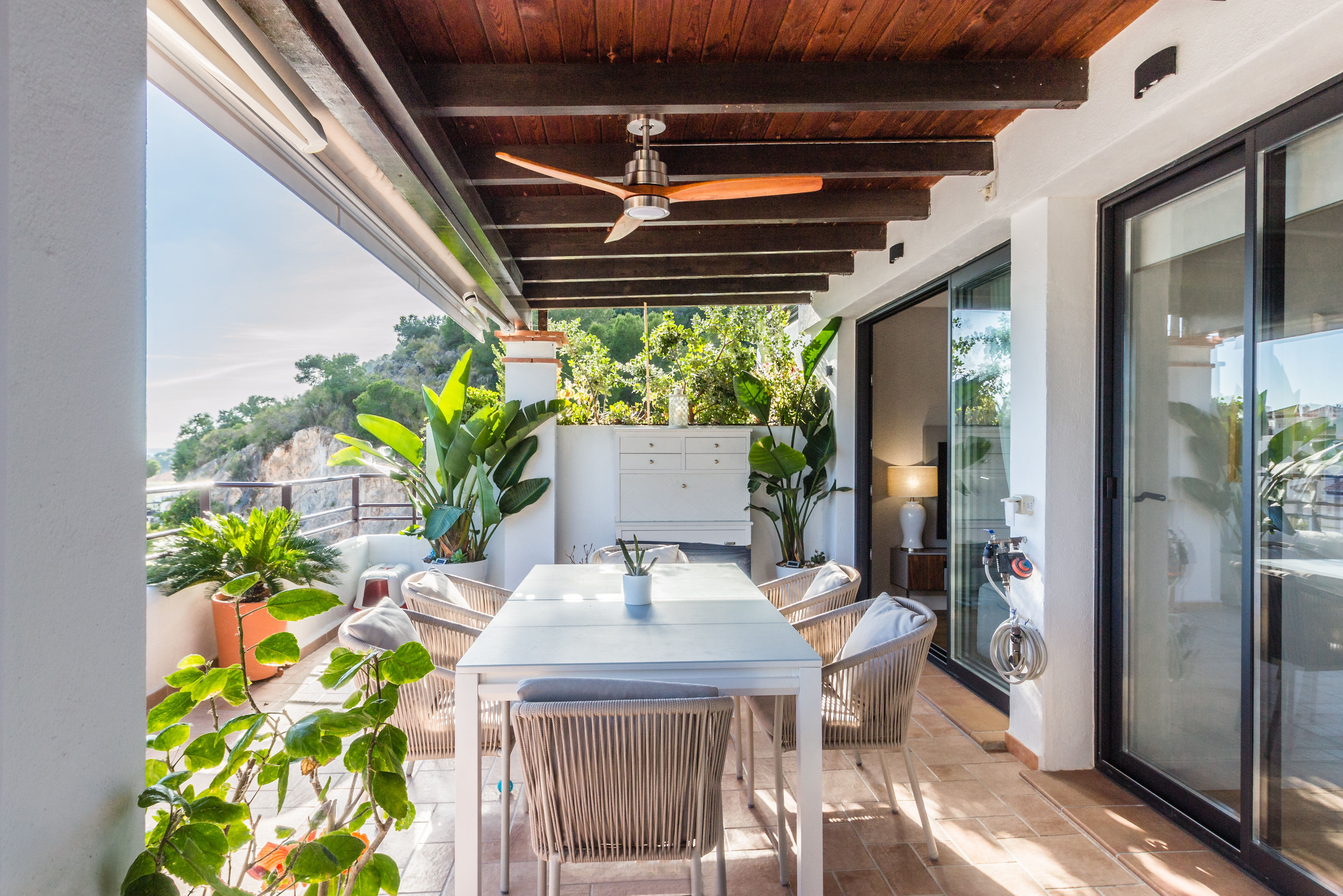 ATICO CON VISTAS AL MAR EN LA HERRADURA