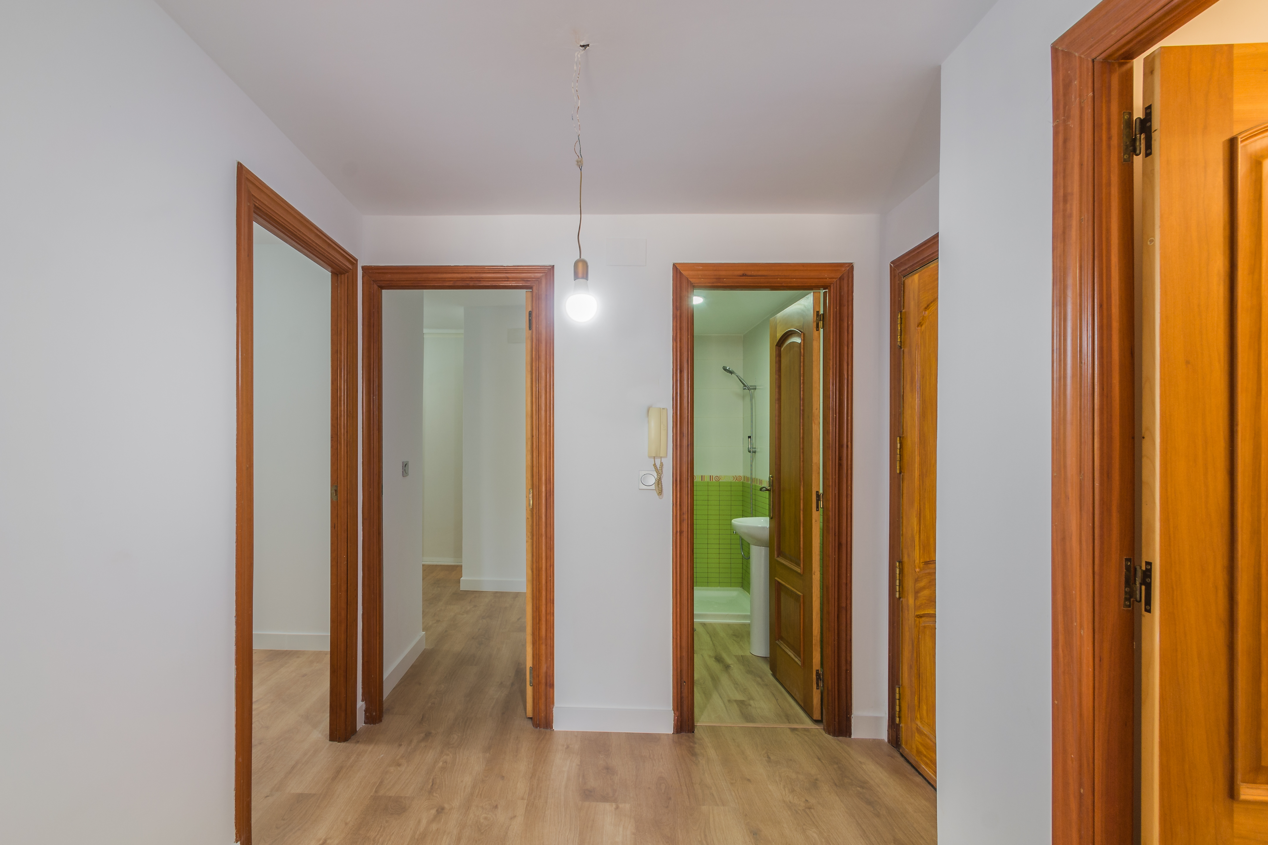 APARTAMENTO CON GRAN TERRAZA A 2 MINUTOS DE LA PLAYA