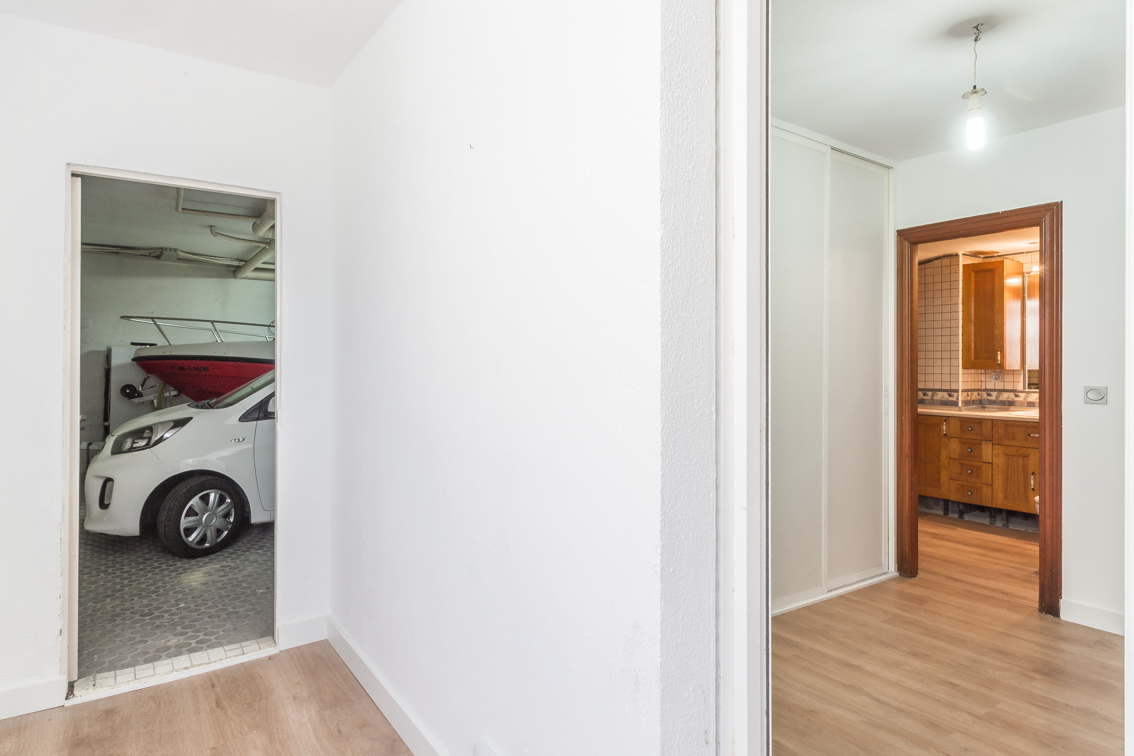 APARTAMENTO CON GRAN TERRAZA A 2 MINUTOS DE LA PLAYA