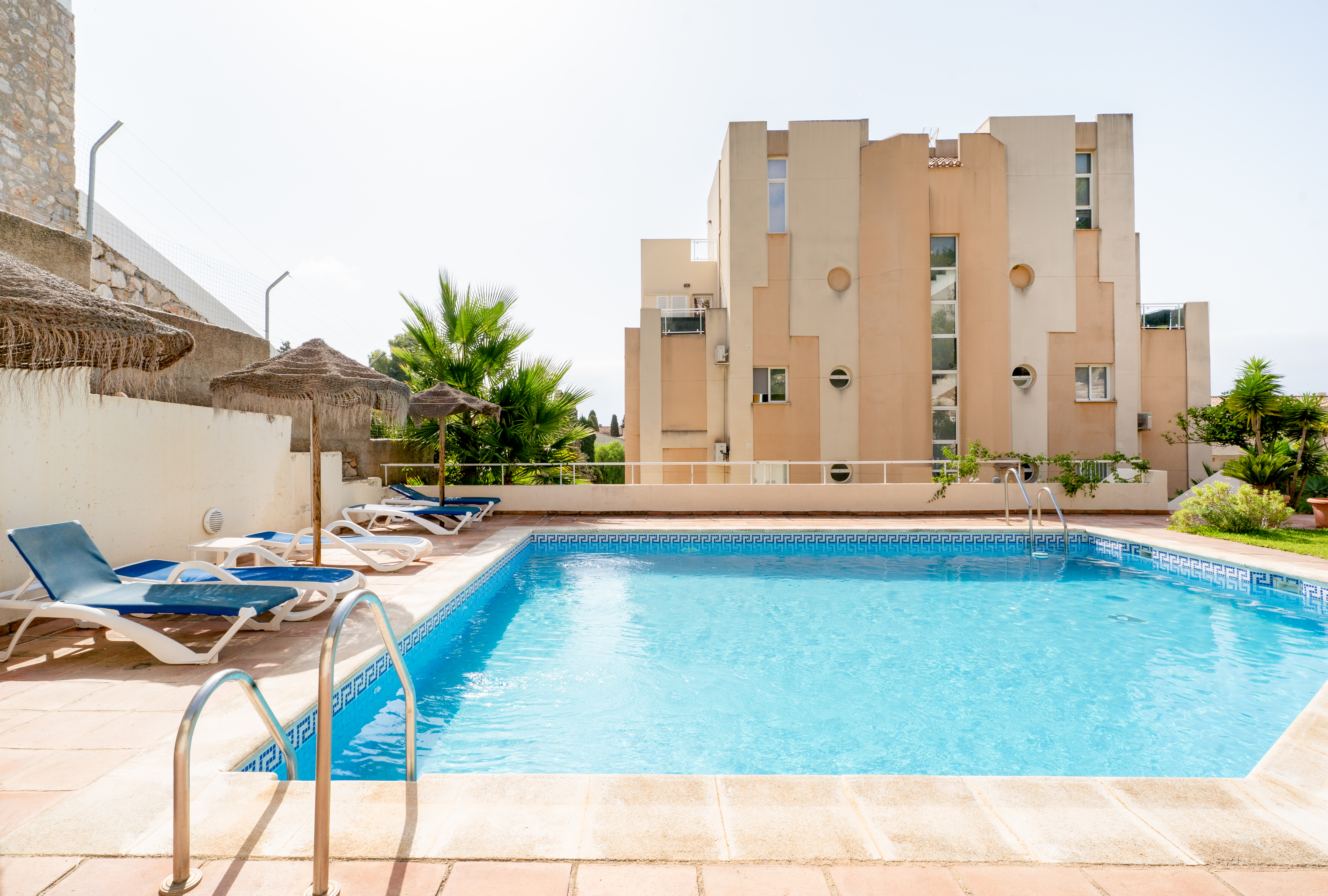 FANT�STICO APARTAMENTO EN LAS PALOMAS, LA HERRADURA 
