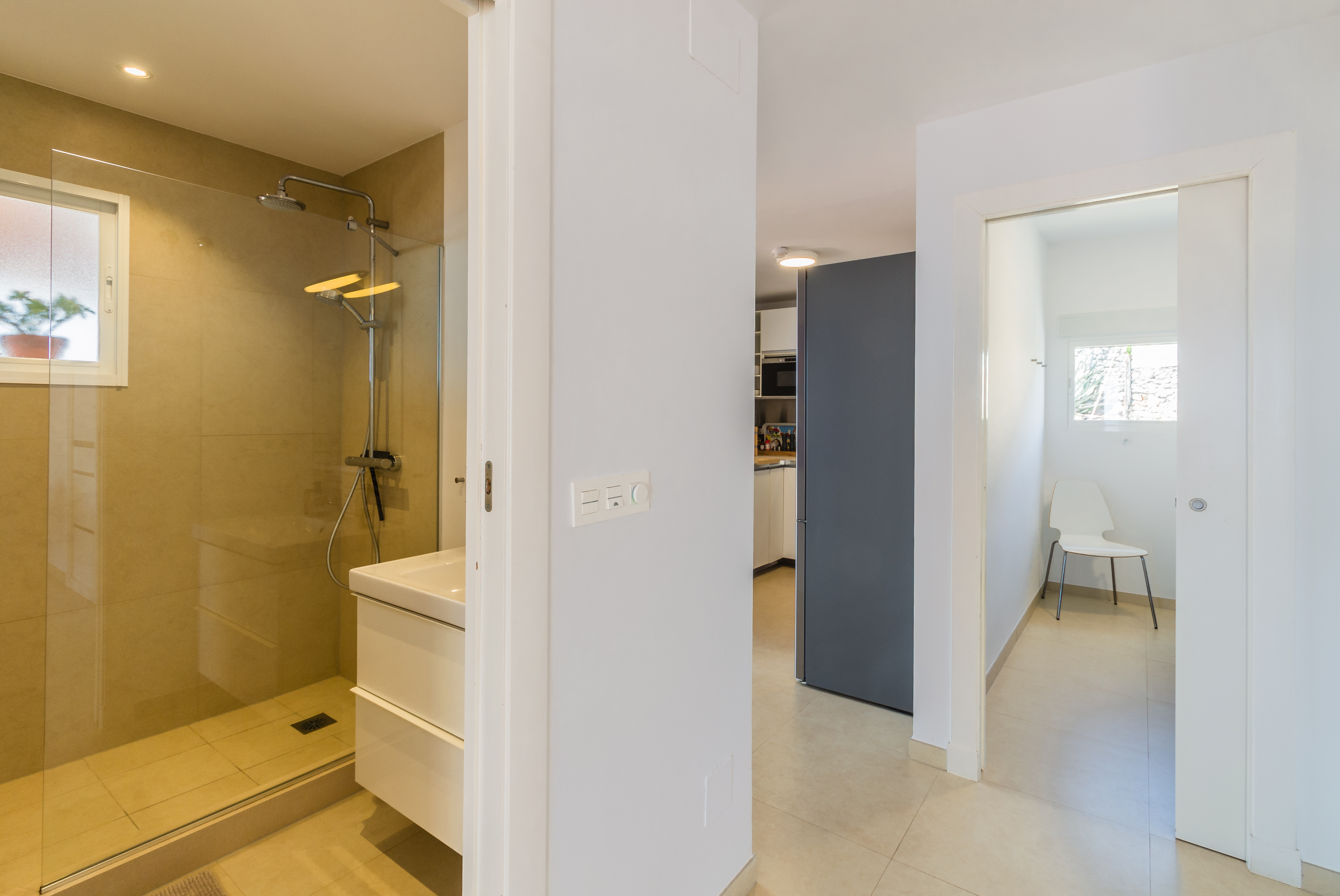 ESPECTACULAR �TICO CON JACUZZI