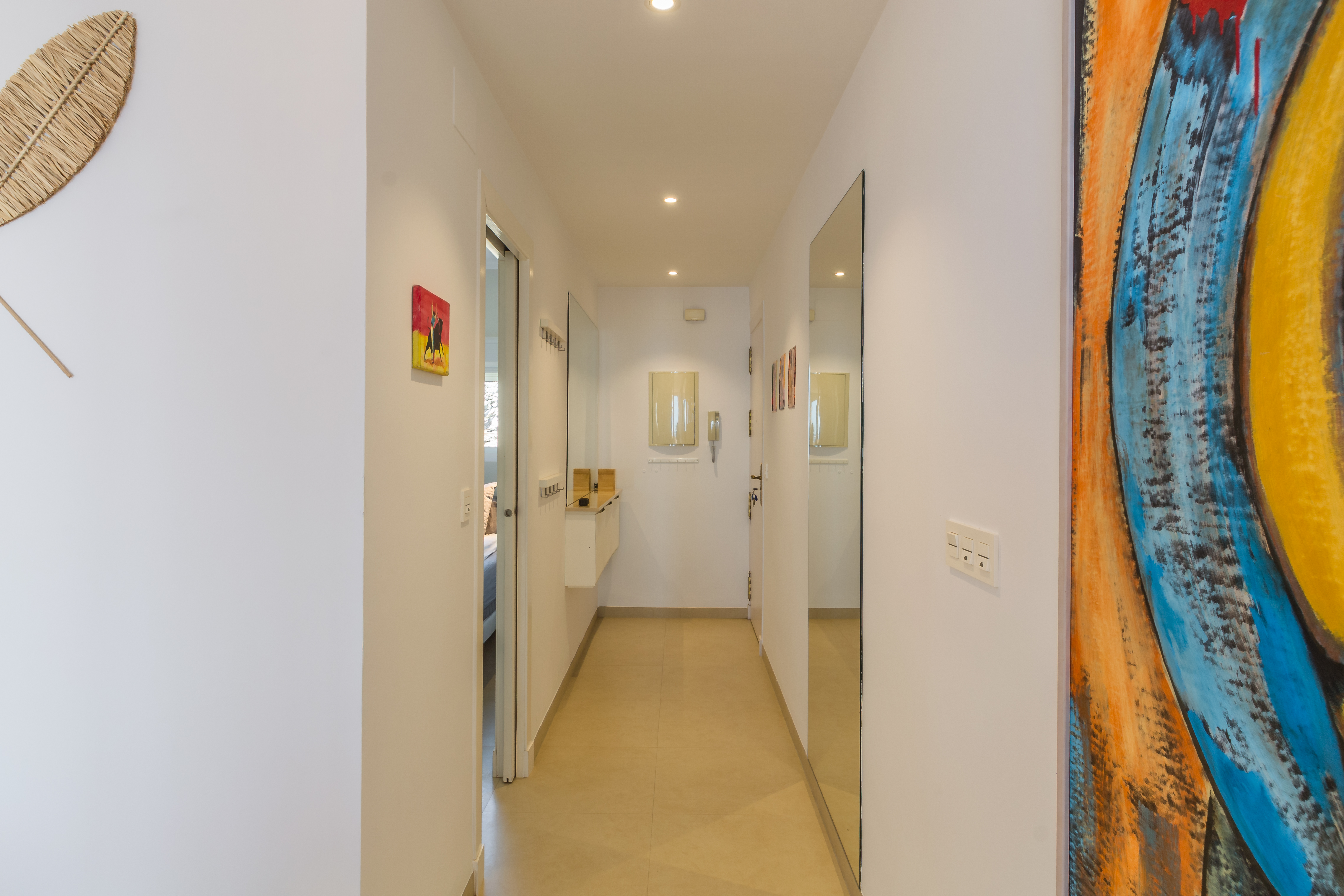 ESPECTACULAR �TICO CON JACUZZI