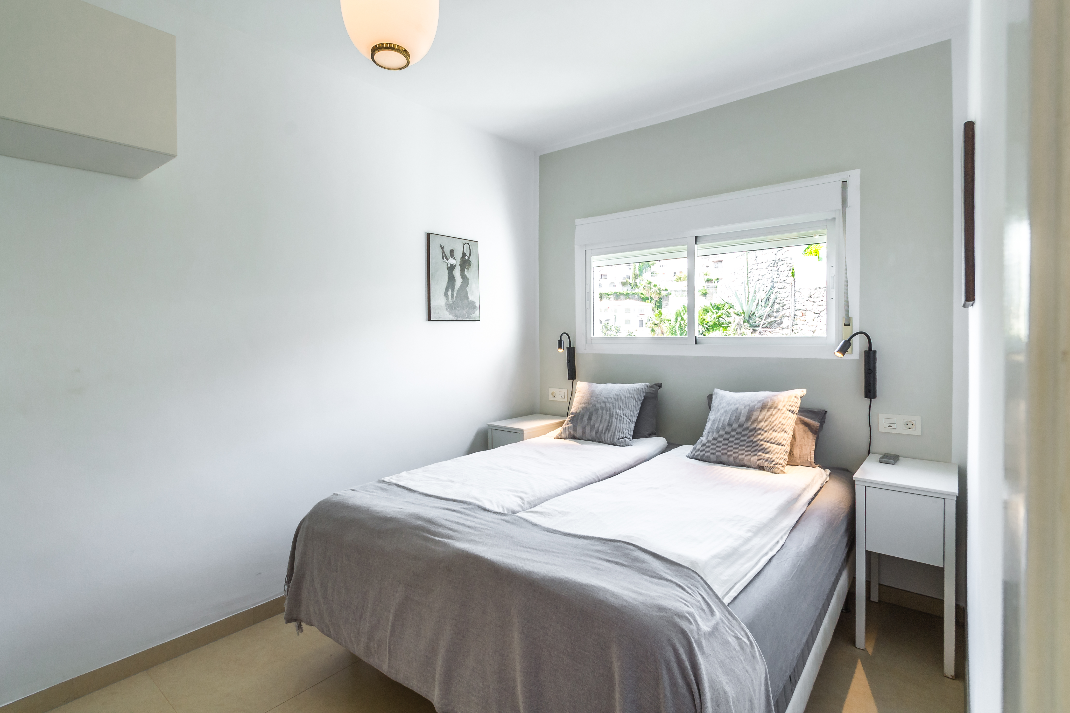 ESPECTACULAR �TICO CON JACUZZI