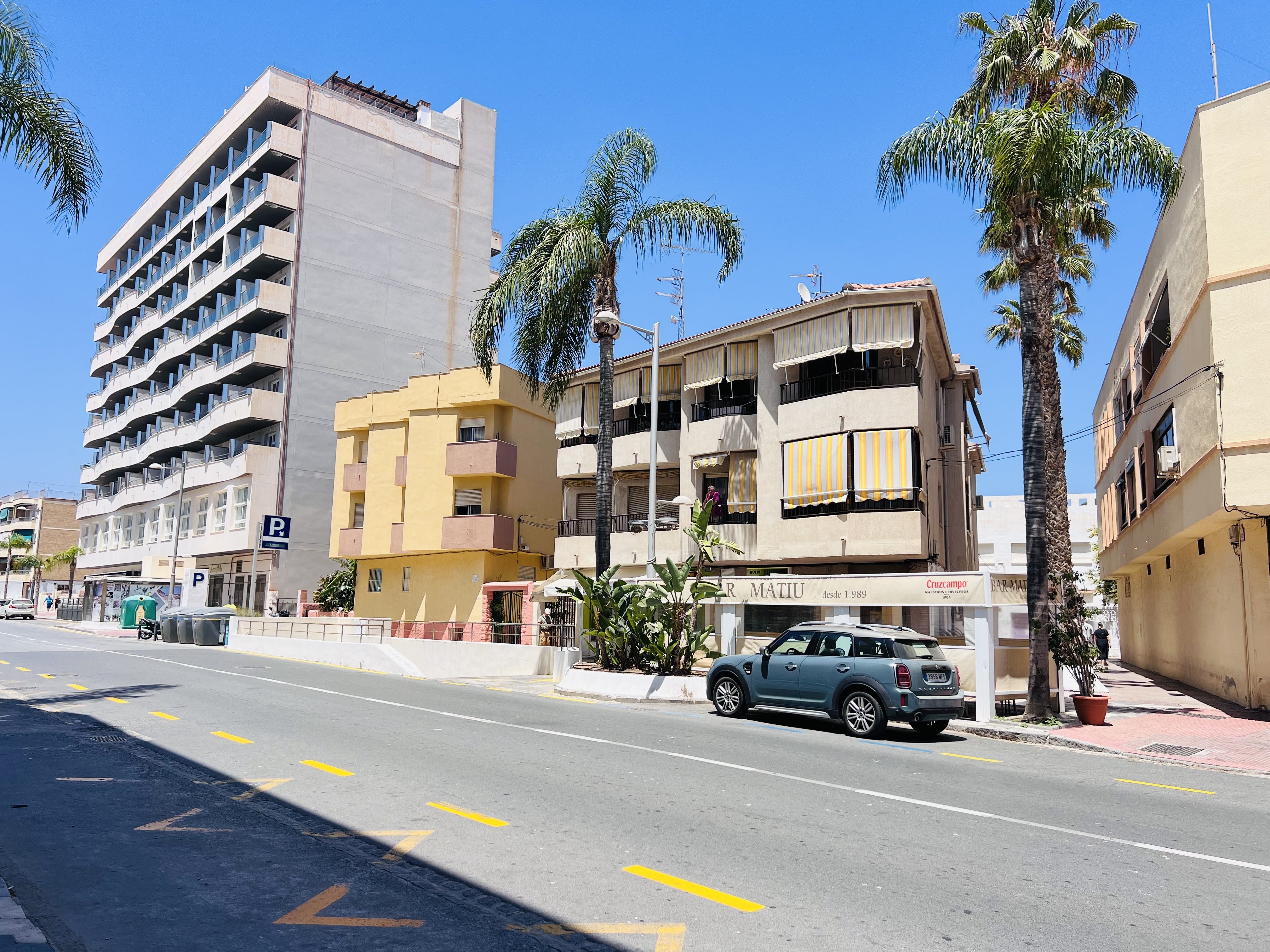 APARTAMENTO A 5 MINUTOS DE LA PLAYA 