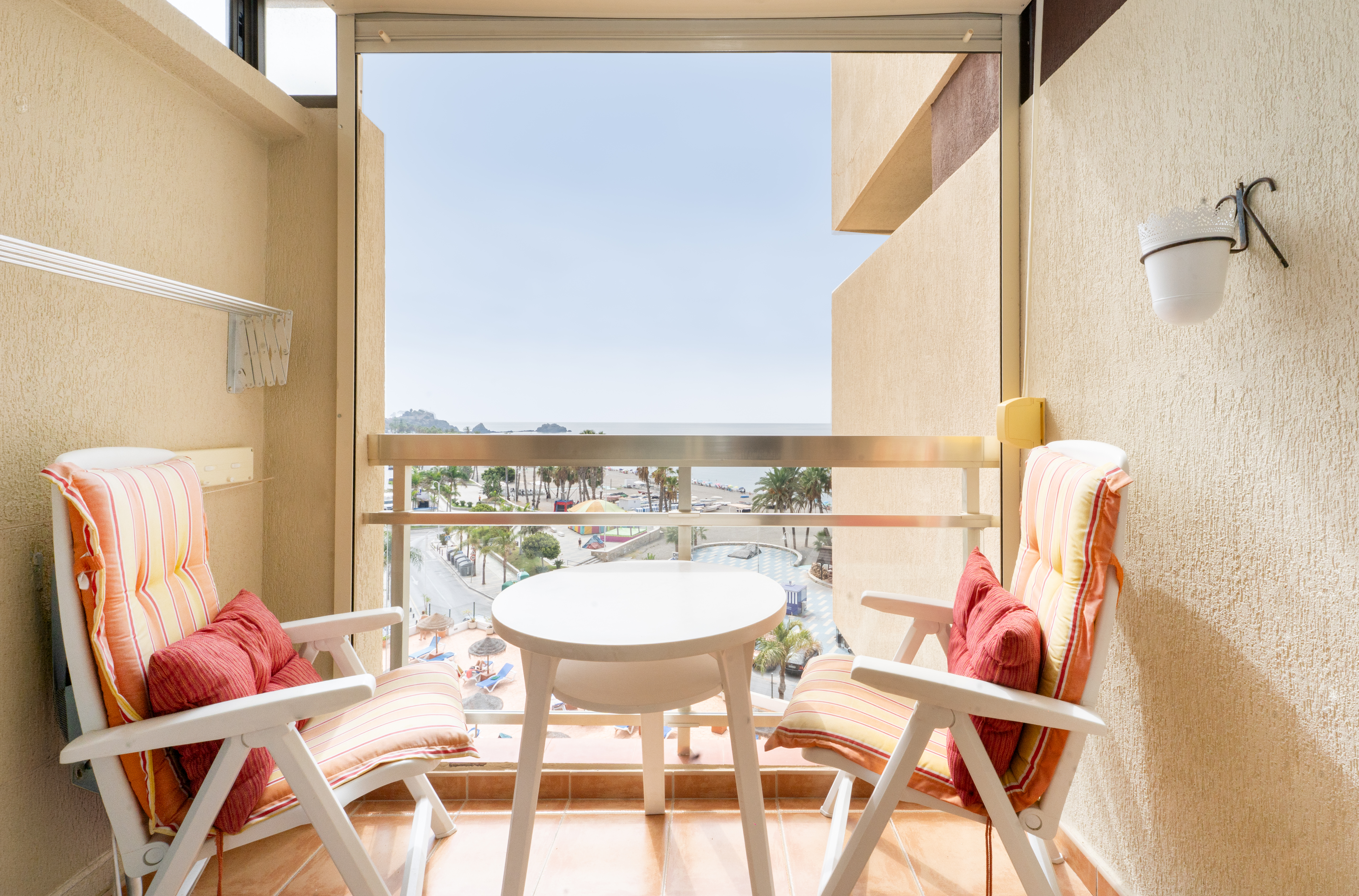 ESTUDIO EN CHINASOL, PASEO DE SAN CRIST�BAL