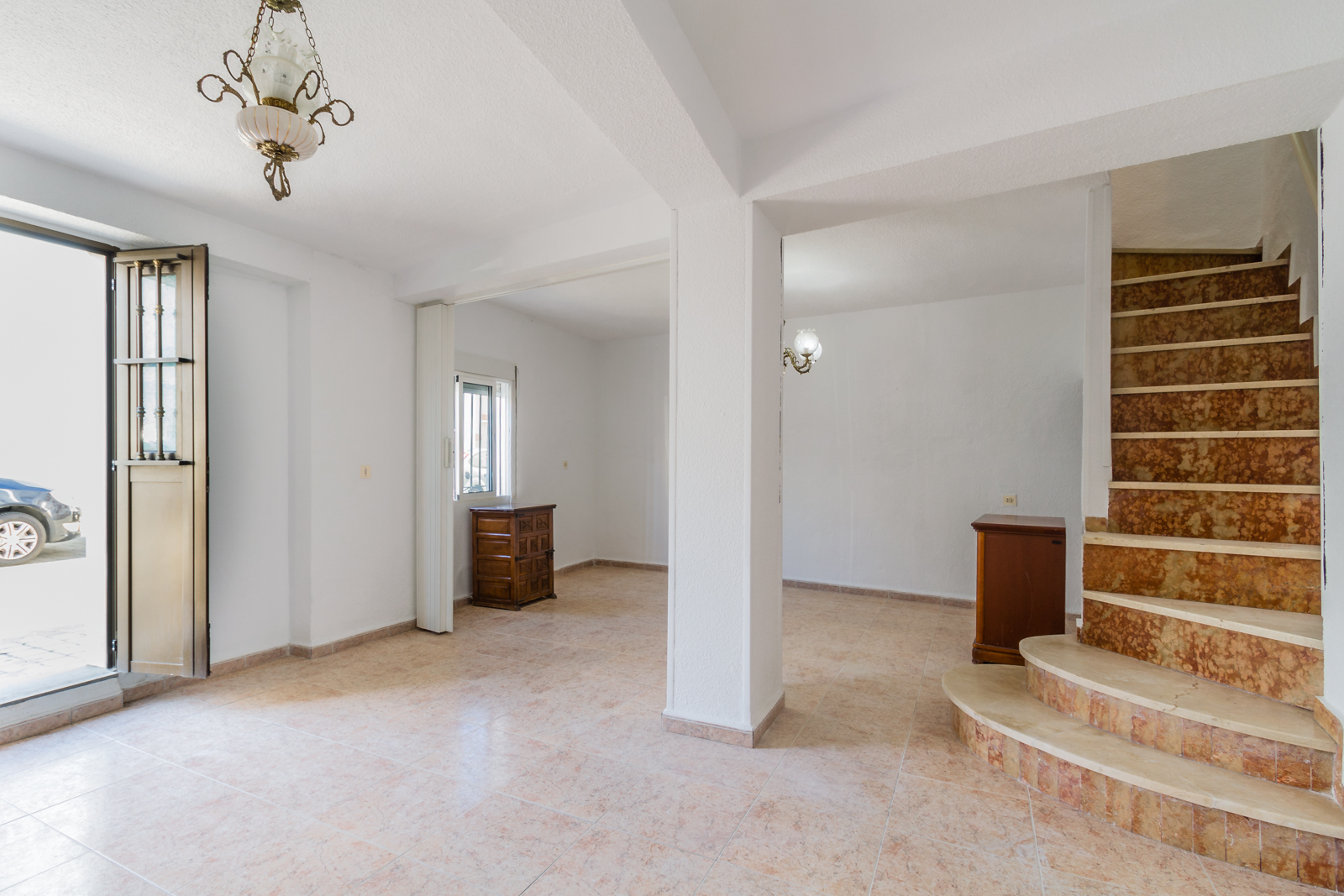 CASA DE PUEBLO EN EL CASCO HISTÓRICO DE ALMUÑÉCAR