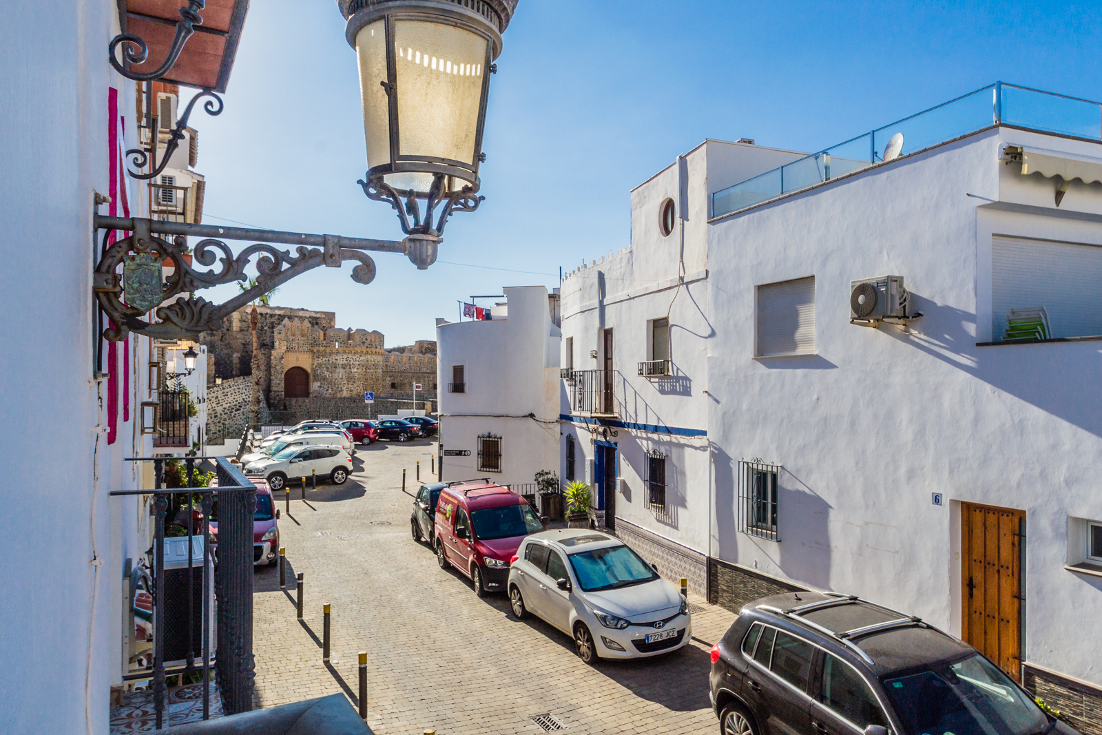 CASA DE PUEBLO EN EL CASCO HISTÓRICO DE ALMUÑÉCAR