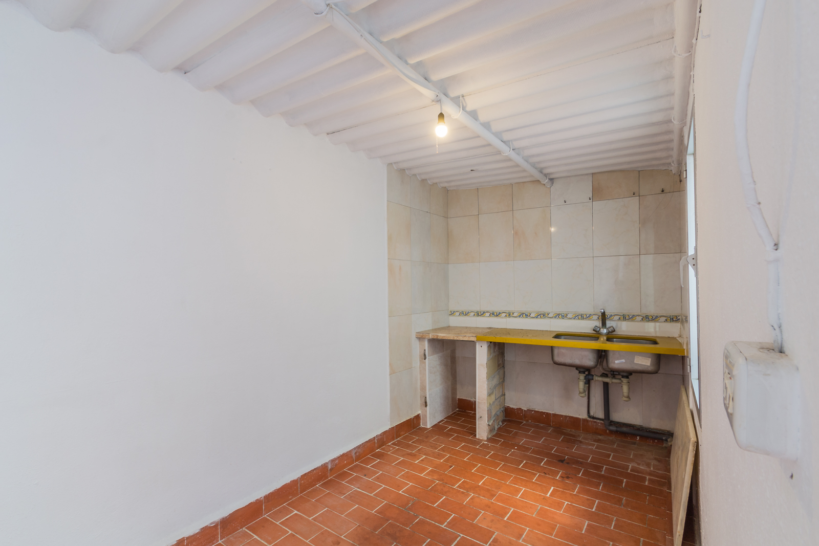 CASA DE PUEBLO EN EL CASCO HISTÓRICO DE ALMUÑÉCAR