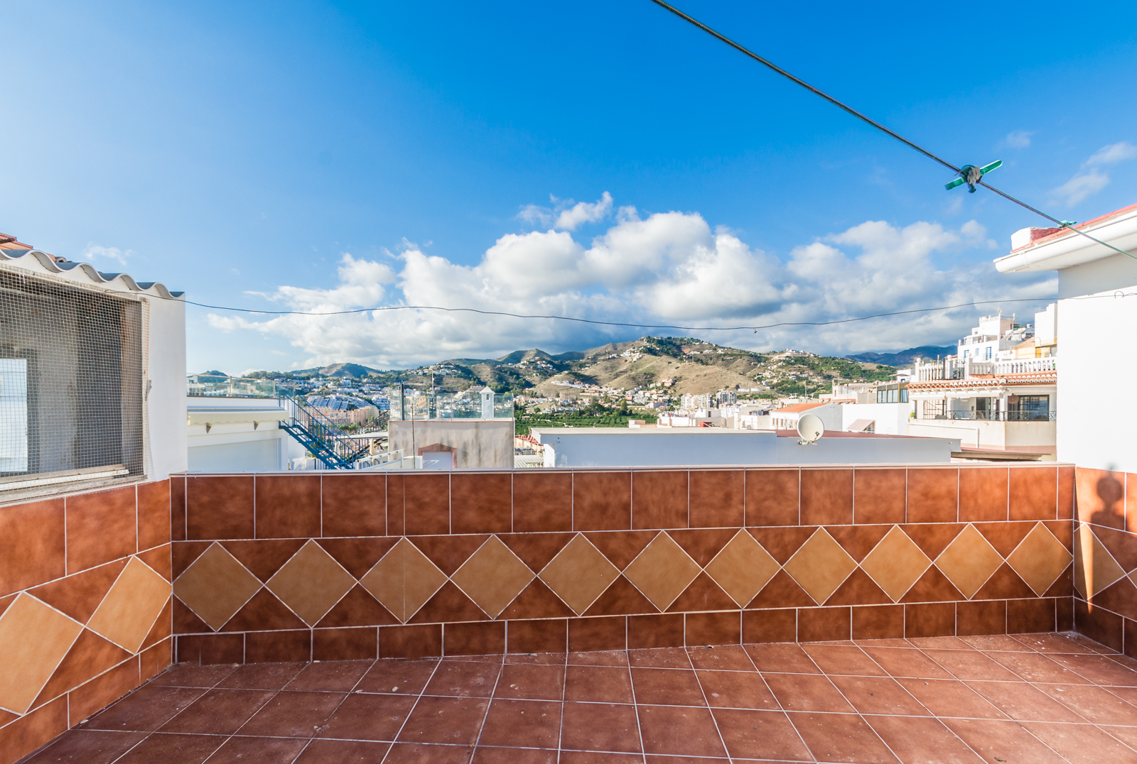 CASA DE PUEBLO EN EL CASCO HISTÓRICO DE ALMUÑÉCAR