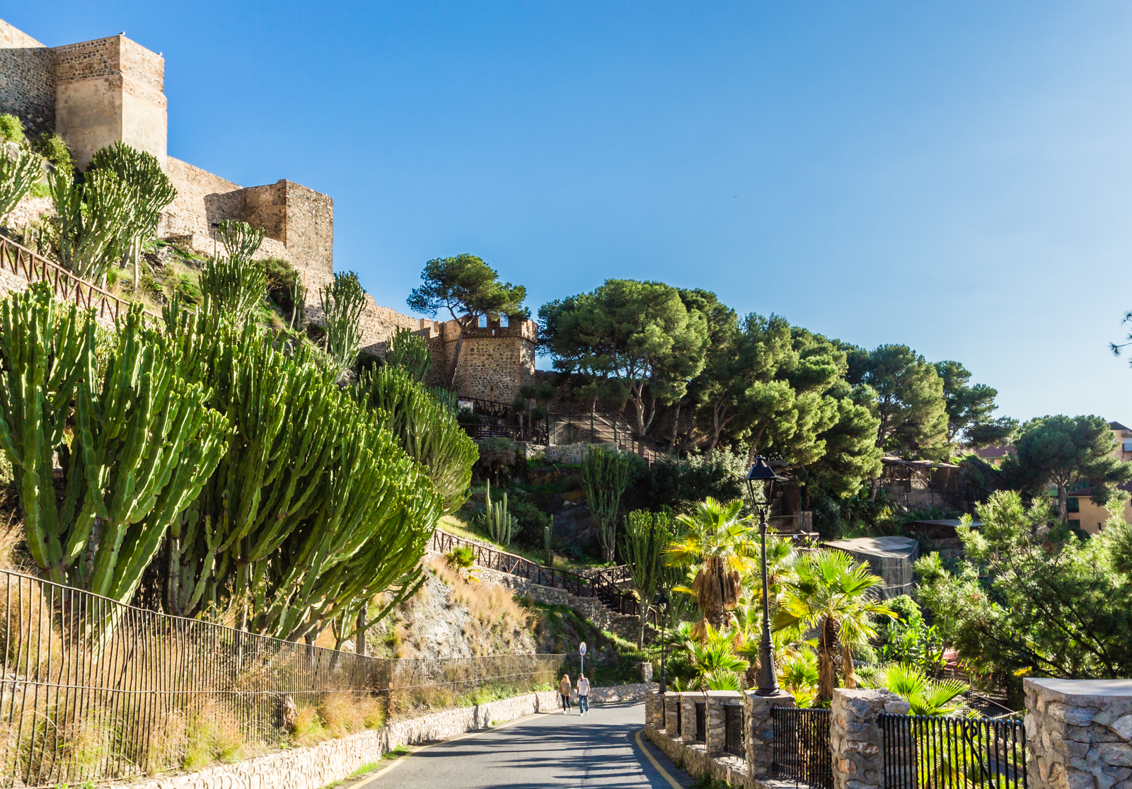 CASA DE PUEBLO EN EL CASCO HISTÓRICO DE ALMUÑÉCAR
