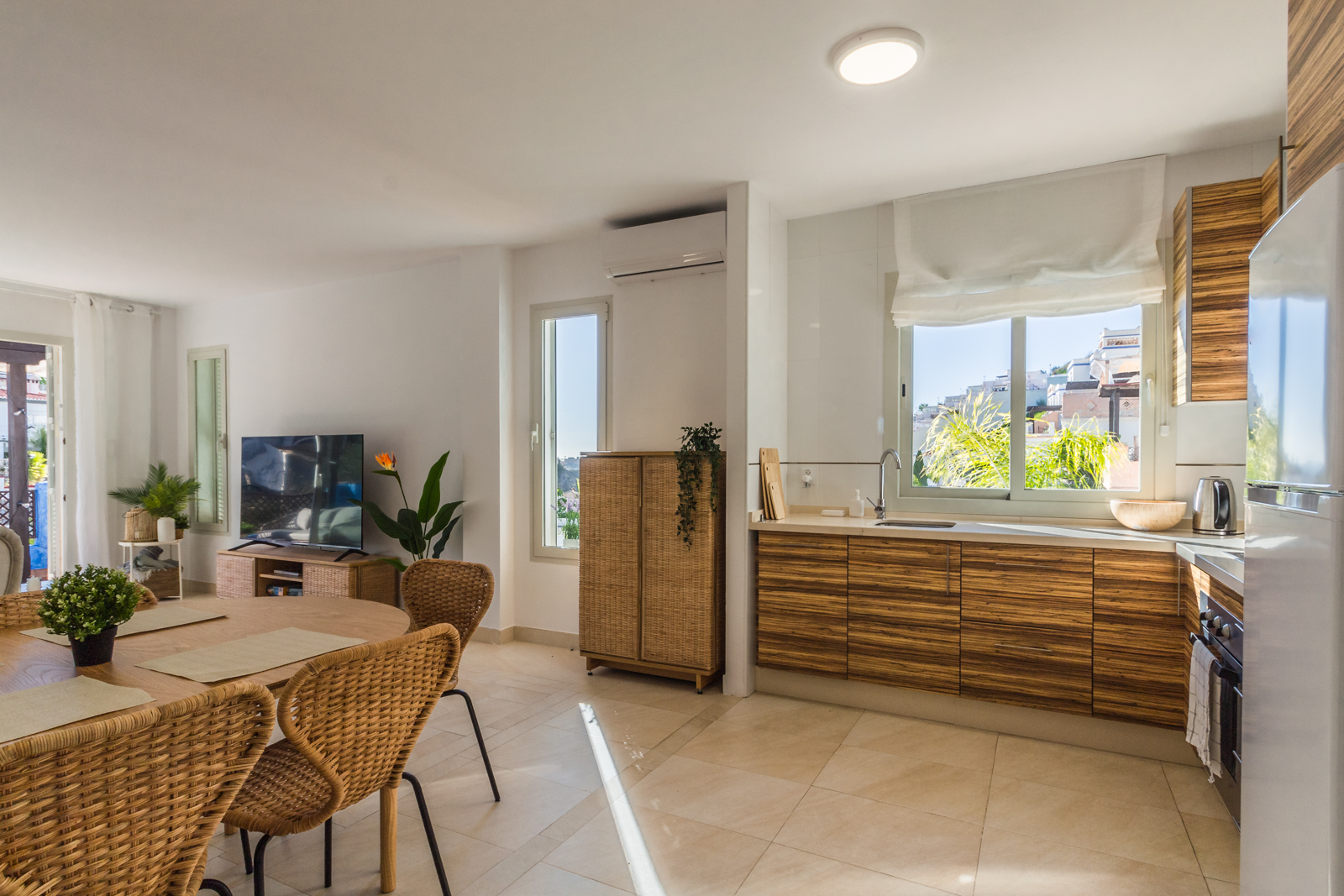 ESPECTACULAR APARTAMENTO CON TERRAZA EN 