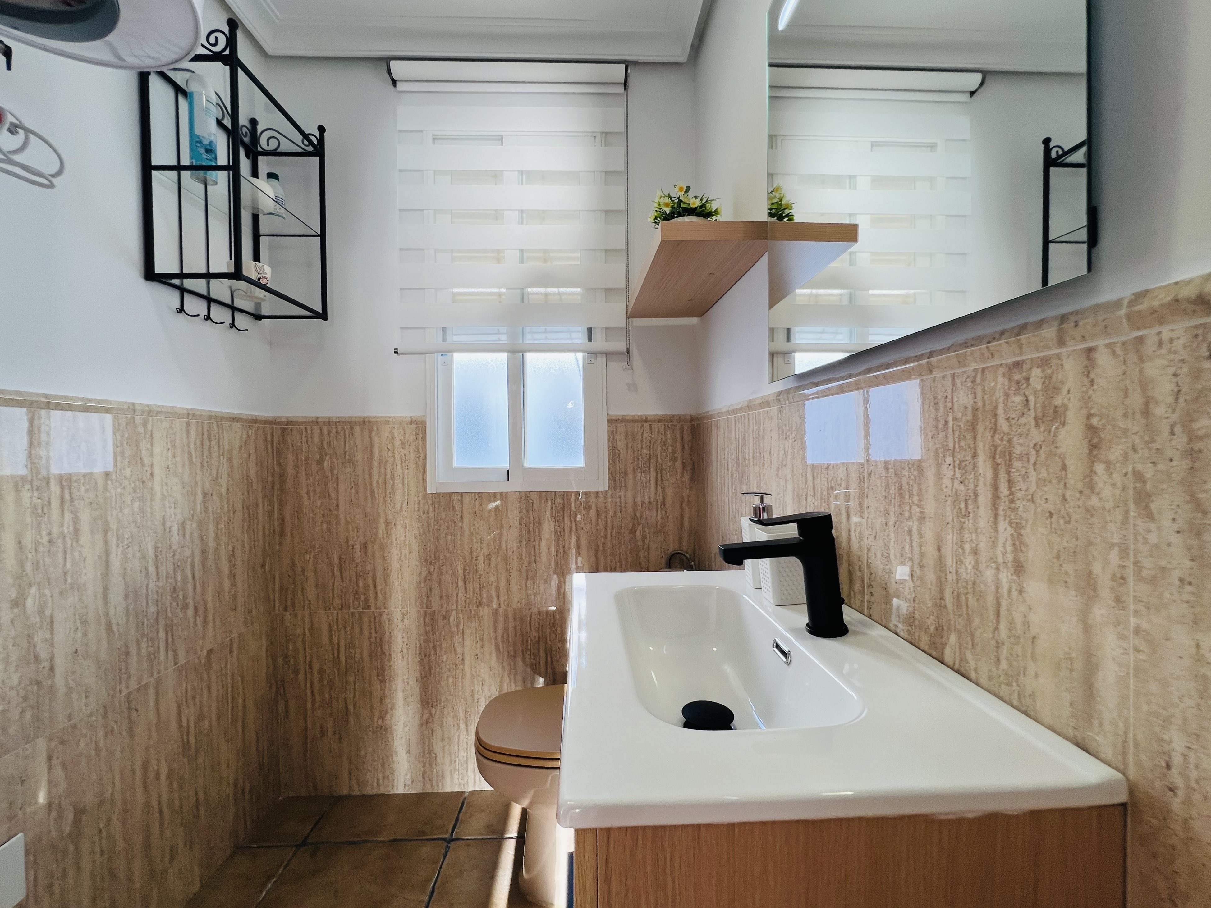 APARTAMENTO CON VISTAS AL MAR EN SALOBREA