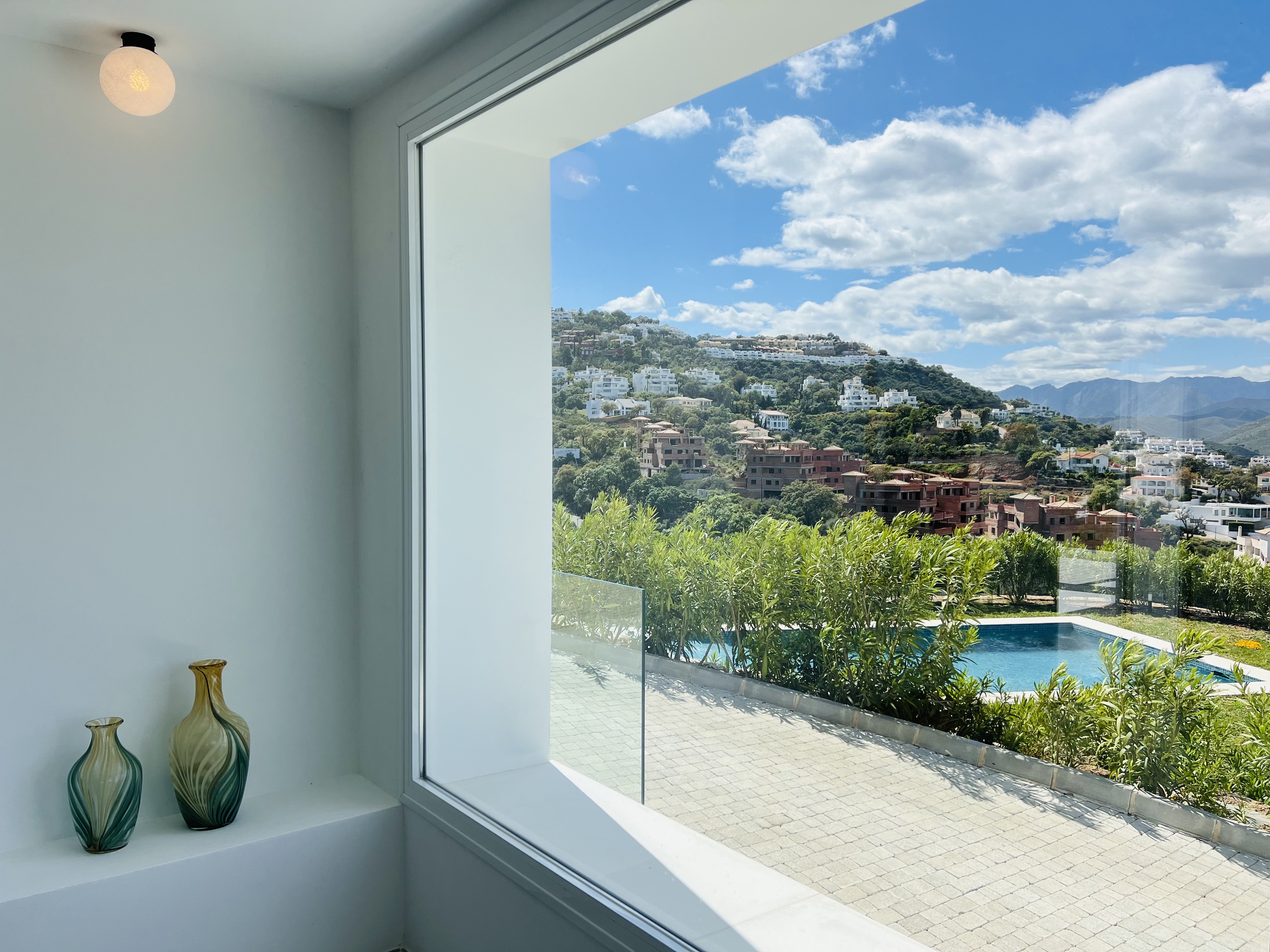 ESPECTACULAR VILLA EN OJEN, MARBELLA