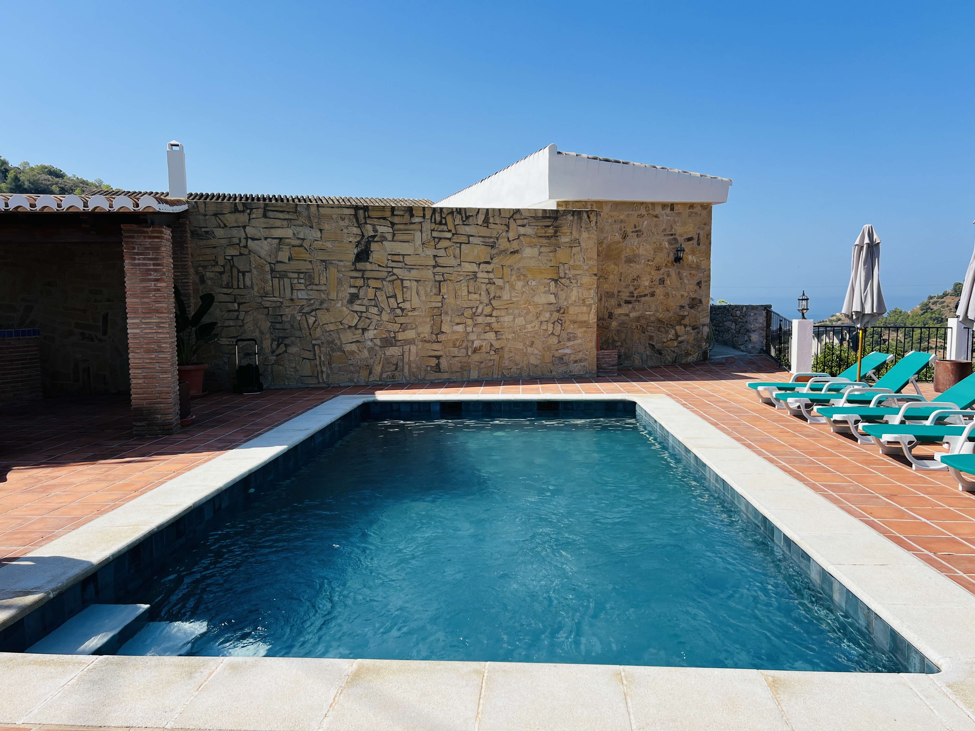 MAGNIFICA FINCA CON PISCINA PRIVADA